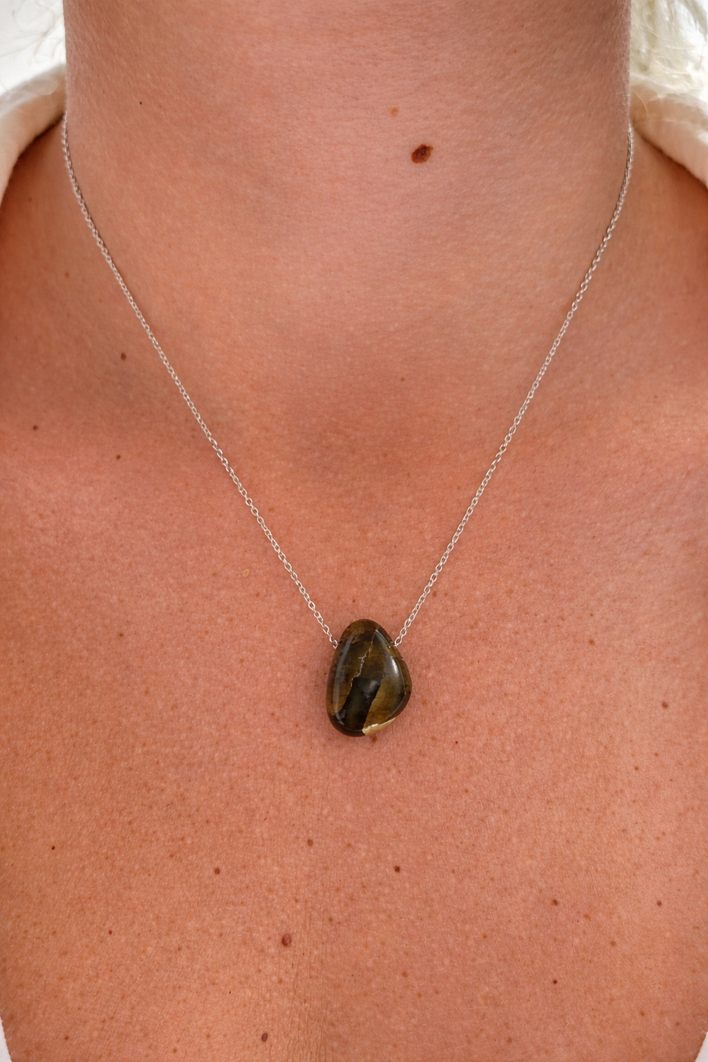 Labradorite Necklace – Natural Crystal Pendant in Sterling Silver